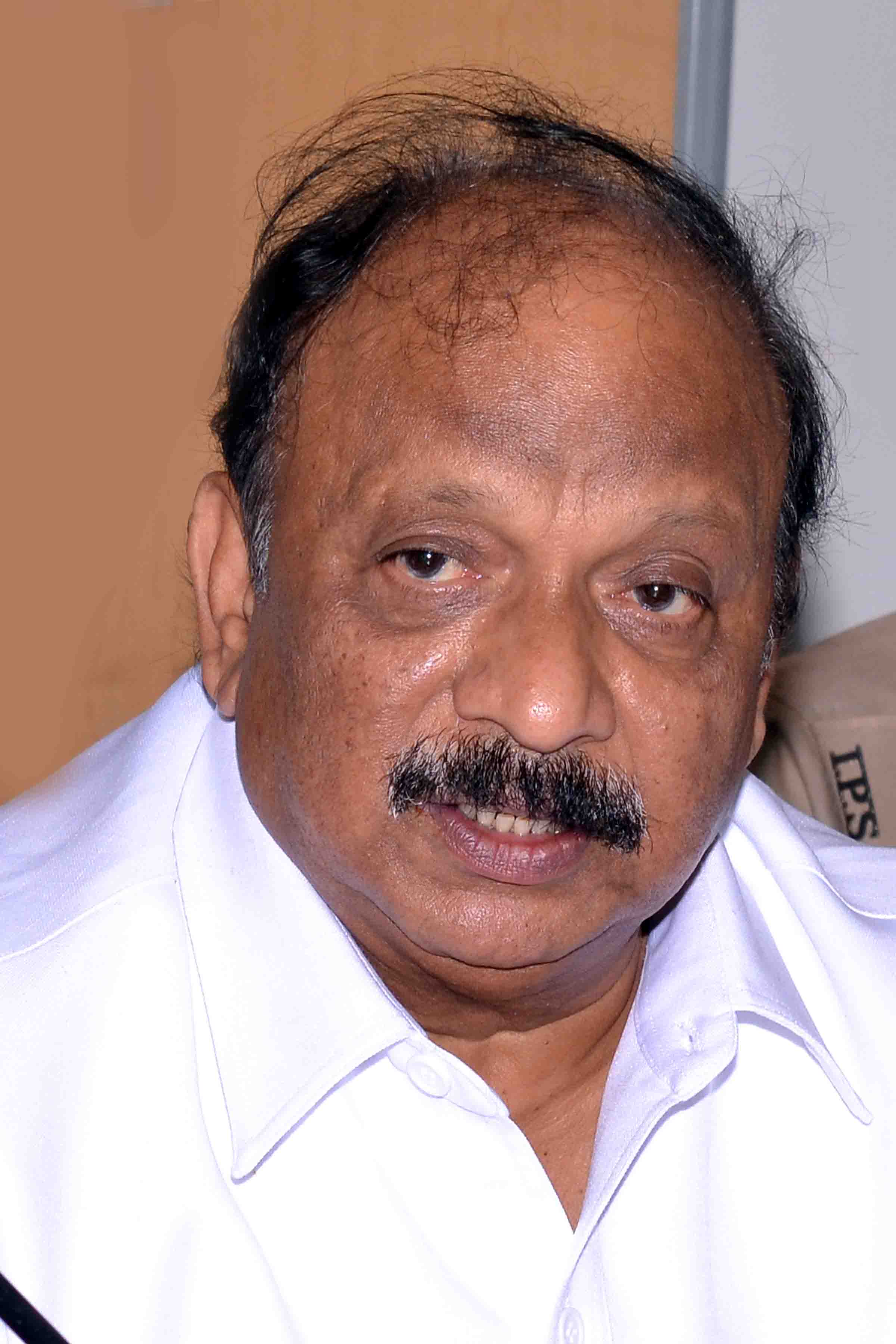 ಭ್ರಷ್ಟಾಚಾರದ ಆರೋಪ: ಡಿಡಿಪಿಐ ನಾಗೇಶ್‌ರನ್ನು ಅಮಾನತ್ತುಗೊಳಿಸಿ ಕಾನೂನು ಕ್ರಮ: ಆರ್.ರೋಷನ್ ಬೇಗ್